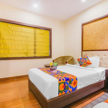 Fabhotel Golpark Calcutta Buitenkant foto