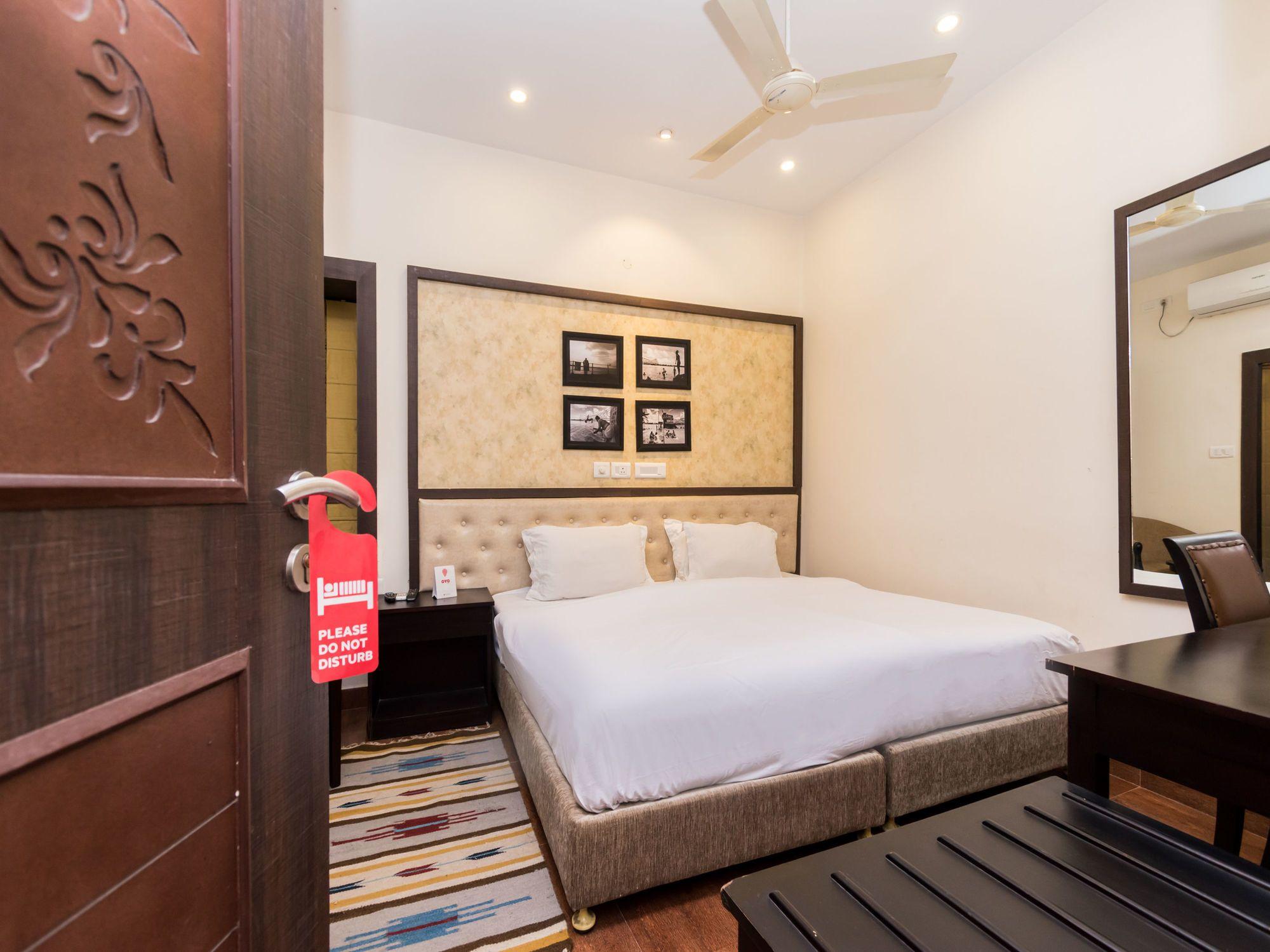 Fabhotel Golpark Calcutta Buitenkant foto