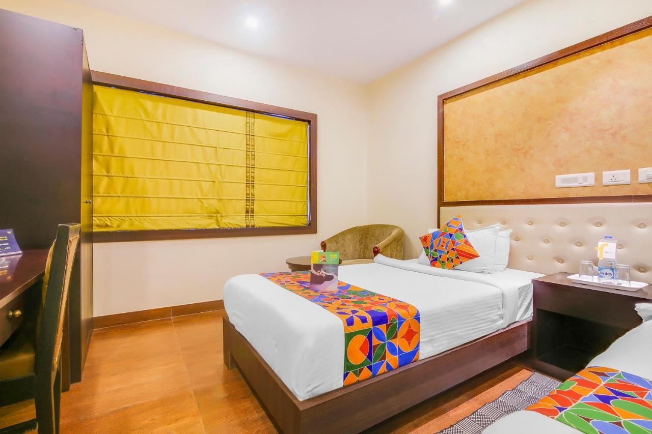 Fabhotel Golpark Calcutta Buitenkant foto
